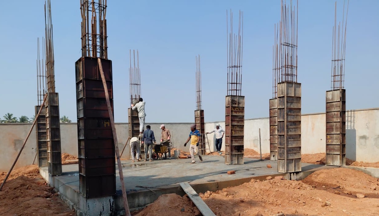 RCC column work at Redsoul Villa